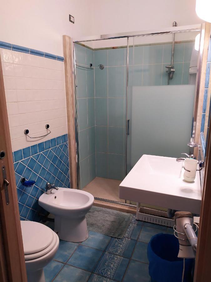 B&B Luna Blu Carbonia Eksteriør bilde